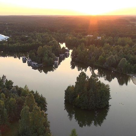 Hotel Bispinger Heide By Center Parcs Bispingen Bagian luar foto