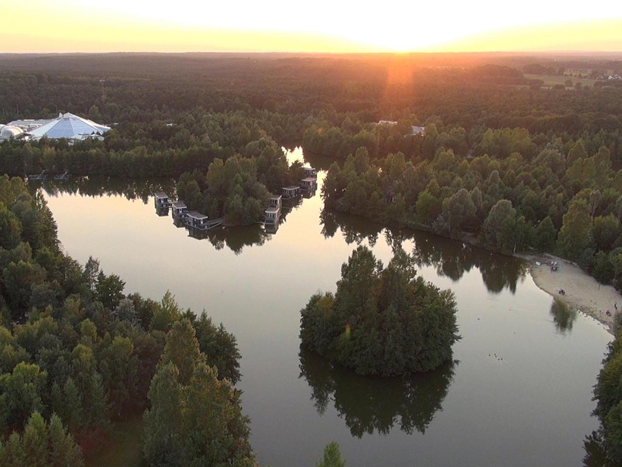 Hotel Bispinger Heide By Center Parcs Bispingen Bagian luar foto